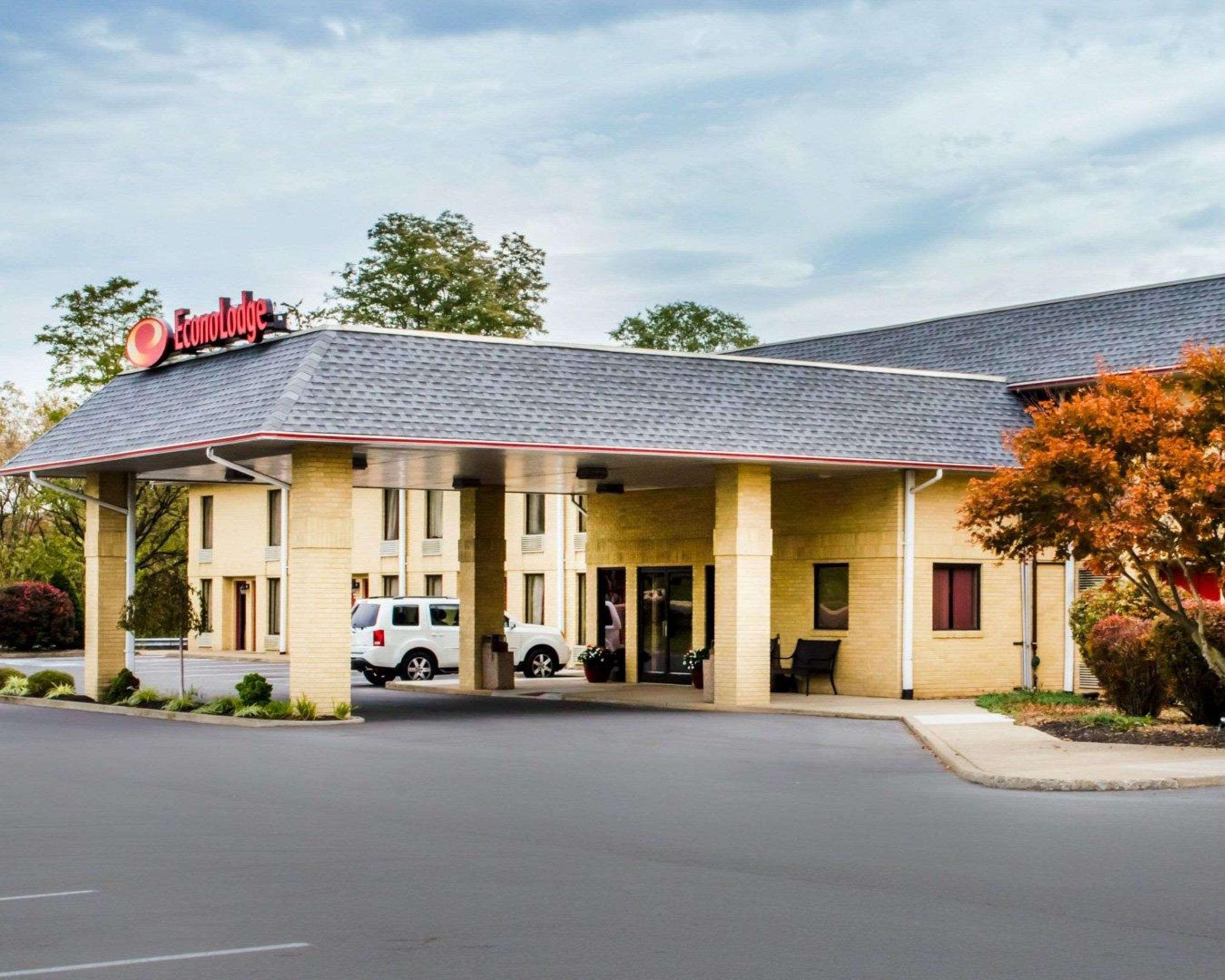 Econo Lodge Mifflintown Extérieur photo